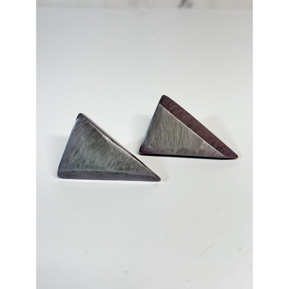 Vintage Geometric Triangle Clip On Earrings Brushed Metallic Resin Purple Gray